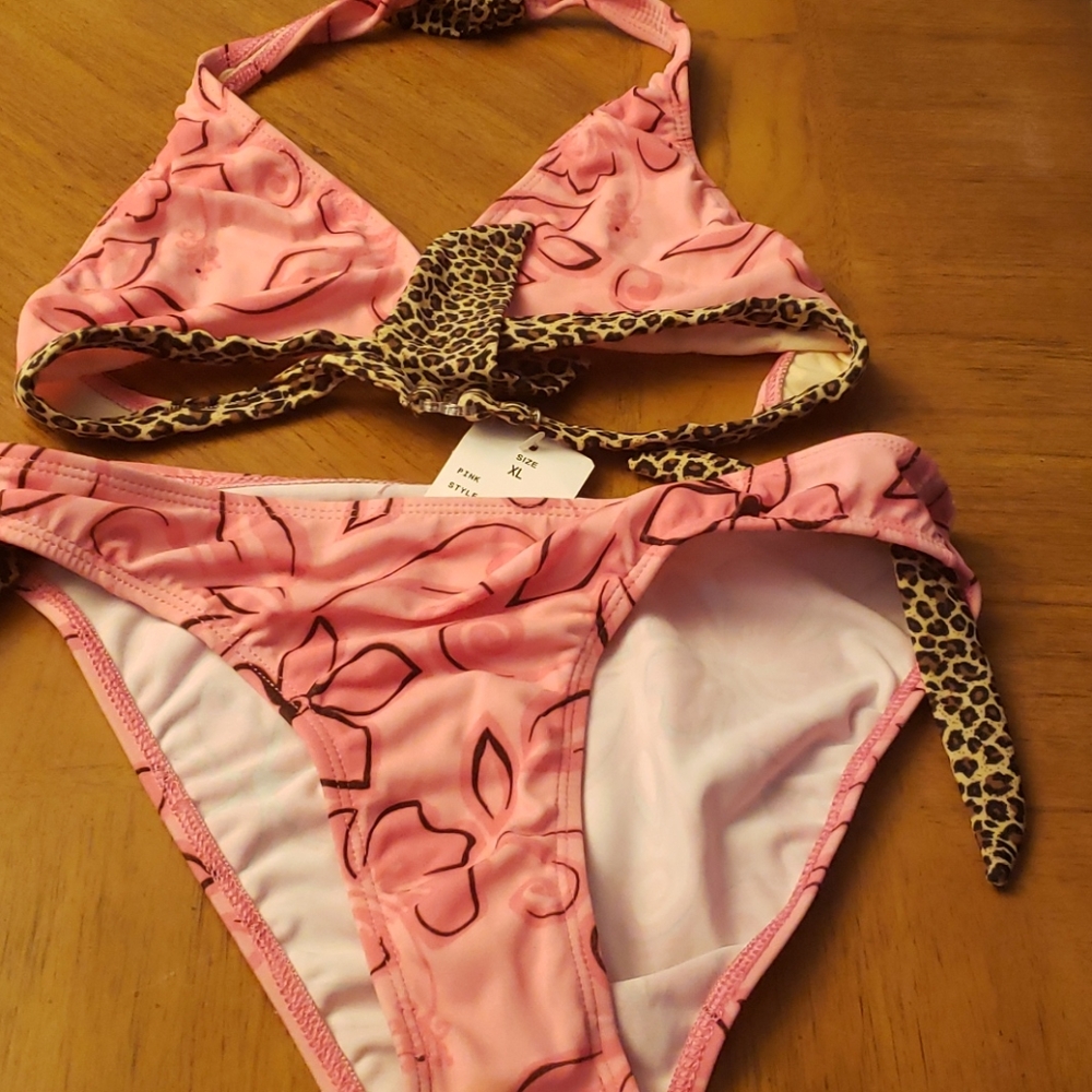Bathing suit